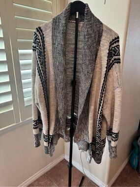 Chico's Black & Cream Open-Front Patterned Shawl Collar Cardigan